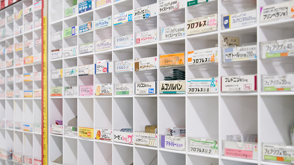 備蓄薬品3200品目、
お取り寄せや一包化調剤も可能。